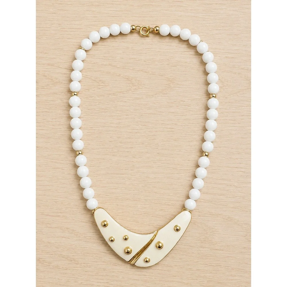 Vintage White Beaded Enamel Statement Necklace – Gold Tone Modernist Pendant